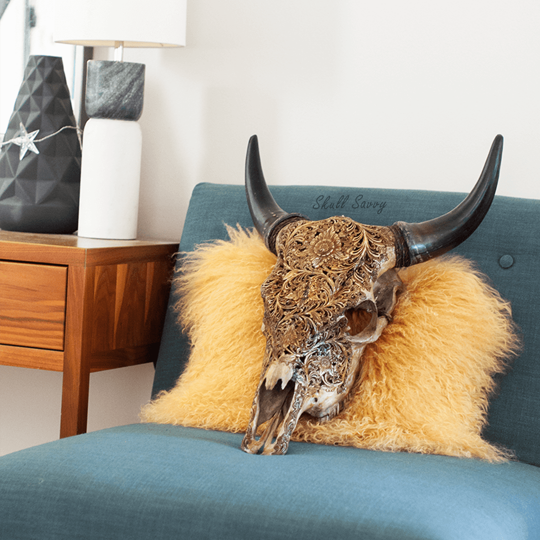 Bun Flow Grey Cow Skull