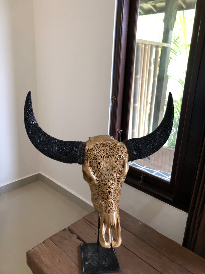 Dew Antique Bull Skull