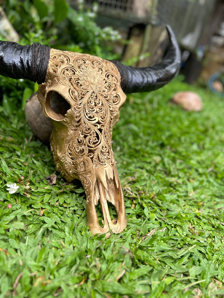 Dew Antique Bull Skull